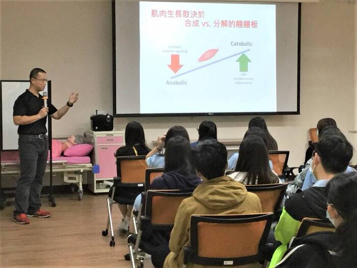 108學年度 高齡運動保健與預防體驗課程 (二)圖片
