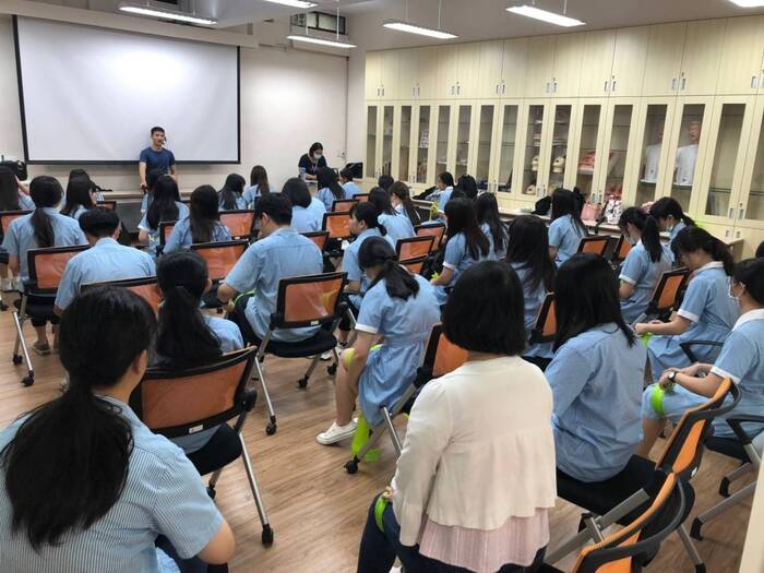 108學年度 高齡運動保健與預防體驗課程 (二)圖片