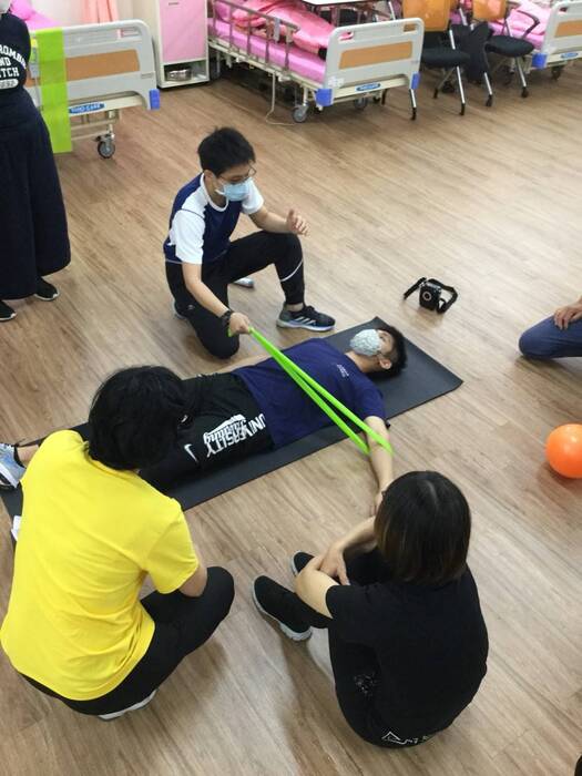 108學年度 高齡運動保健與預防體驗課程 (一)圖片