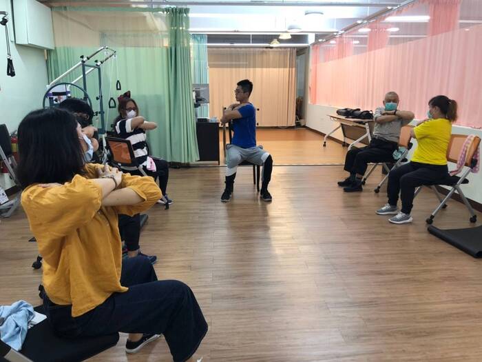 108學年度 高齡運動保健與預防體驗課程 (一)圖片