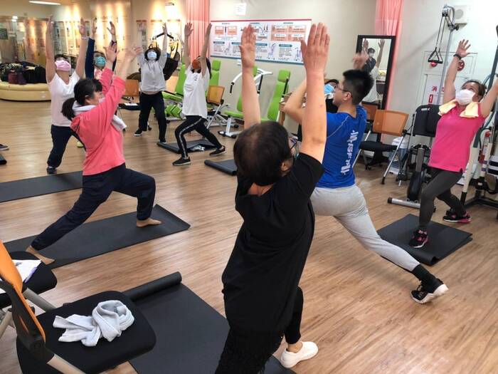 108學年度 高齡運動保健與預防體驗課程 (一)圖片
