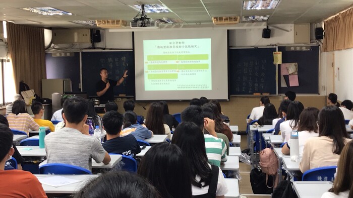 109學年度 新生說明會圖片
